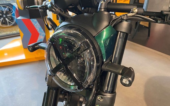 Gebrauchtmotorrad Ducati Scrambler Nightshift - Bild 6