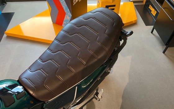 Gebrauchtmotorrad Ducati Scrambler Nightshift - Bild 7