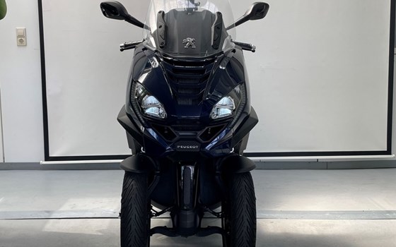 Gebrauchtmotorrad Peugeot Metropolis 400 - Bild 4