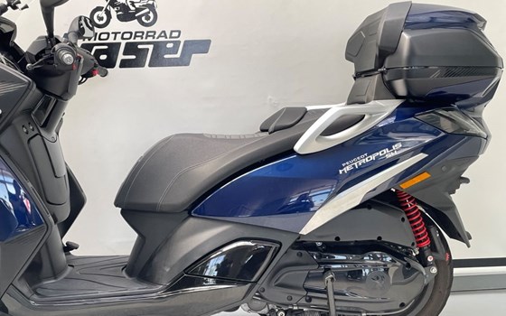 Gebrauchtmotorrad Peugeot Metropolis 400 - Bild 7