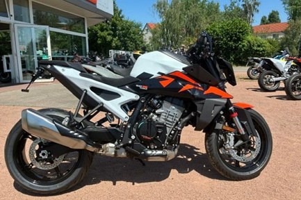 KTM 990 Duke