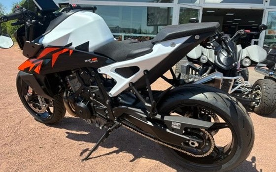 Neufahrzeug KTM 990 Duke - Bild 4