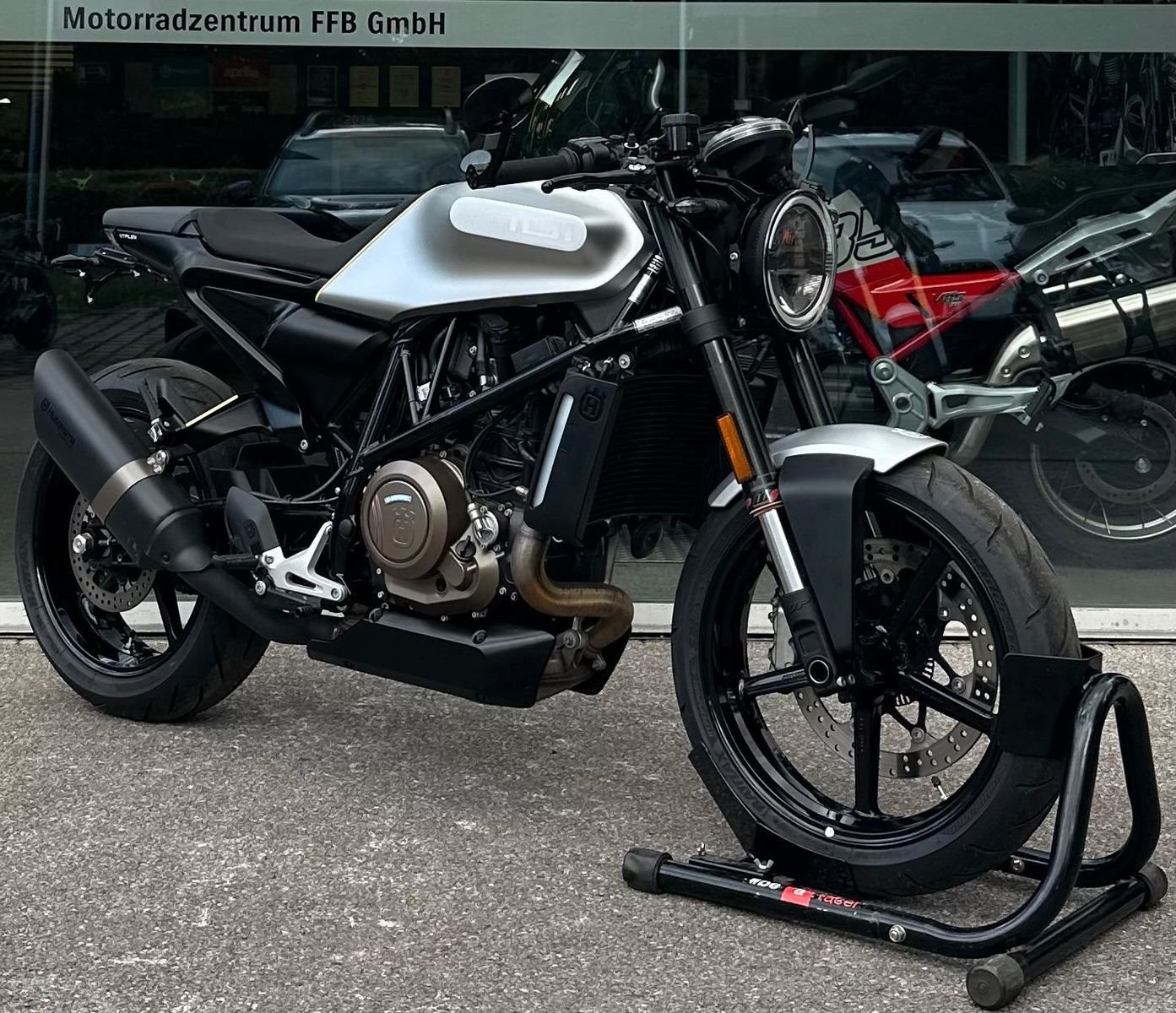 Husqvarna Vitpilen 701