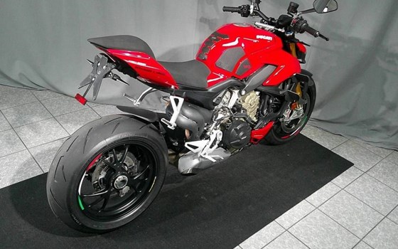 Gebrauchtmotorrad Ducati Streetfighter V4 S - Bild 14