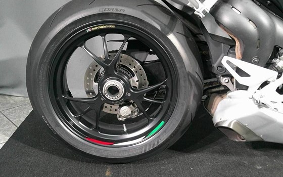 Gebrauchtmotorrad Ducati Streetfighter V4 S - Bild 7