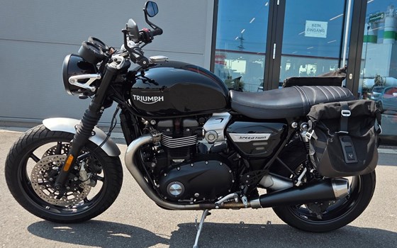 Gebrauchtmotorrad Triumph Speed Twin 1200 - Bild 2