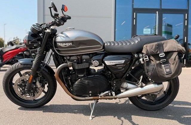 Triumph Speed Twin 1200
