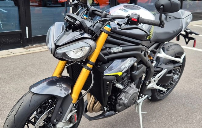 Triumph Speed Triple 1200 RS