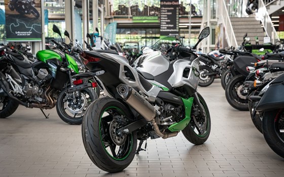 Neufahrzeug Kawasaki Ninja 7 Hybrid - Bild 3