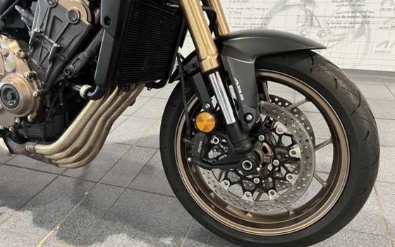Gebrauchtmotorrad Honda CB650R - Bild 5