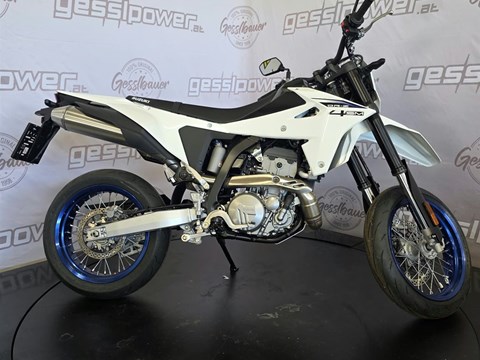 Suzuki DR-Z4SM