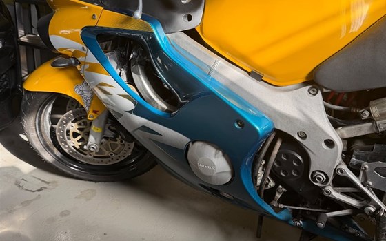 Gebrauchtmotorrad Honda CBR 600 F - Bild 4