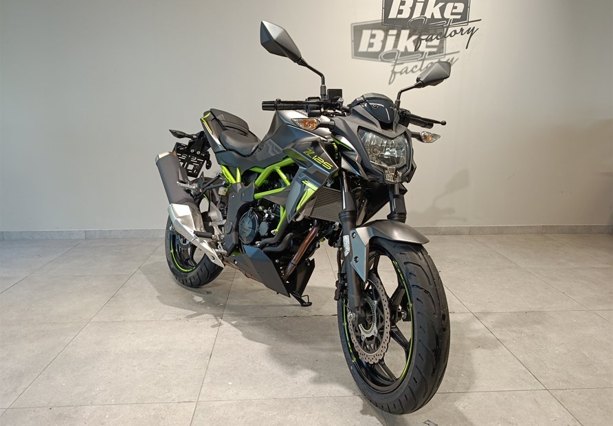 Kawasaki Z125 (GY1 Grau und Schwarz)