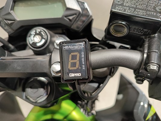 Kawasaki Z125 (GY1 Grau und Schwarz) - Bild 4