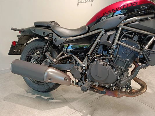 Kawasaki Eliminator 500 (RD1 rot und schwarz) - Bild 4