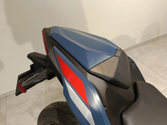Kawasaki Ninja 500 SE (BU1 blau und rot) - Bild 4