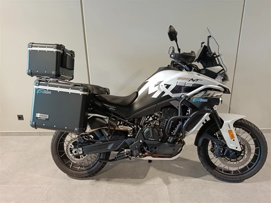 CFMOTO 800MT-ES () - Bild 3