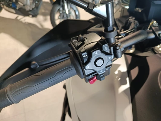 CFMOTO 800MT-ES () - Bild 9