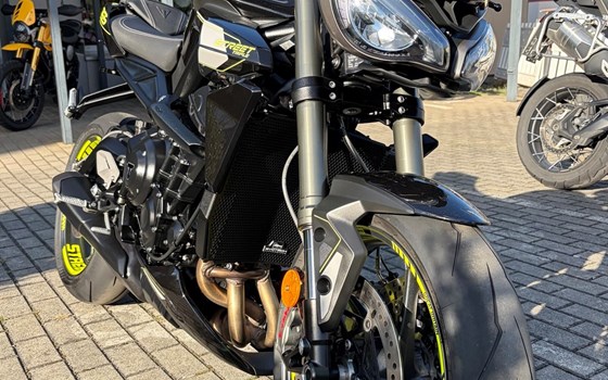 Gebrauchtmotorrad Triumph Street Triple 765 RS - Bild 2