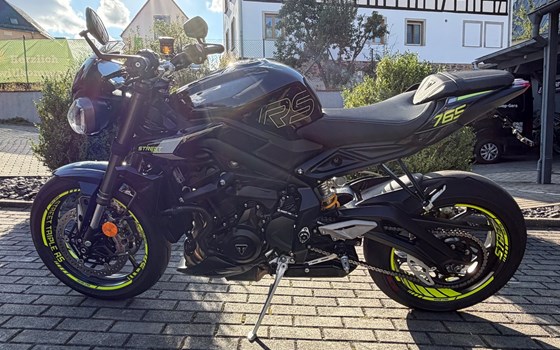 Gebrauchtmotorrad Triumph Street Triple 765 RS - Bild 3