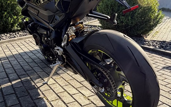 Gebrauchtmotorrad Triumph Street Triple 765 RS - Bild 4