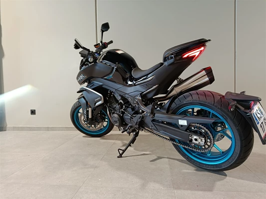 CFMOTO 800NK Advanced () - Bild 4