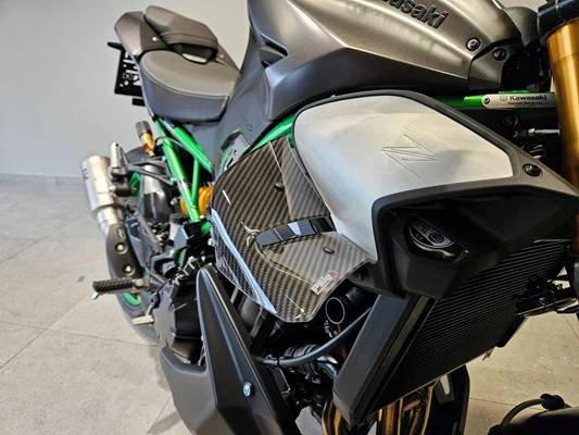 Kawasaki Z900 SE (GY2 Grau & Grau       ) - Bild 3