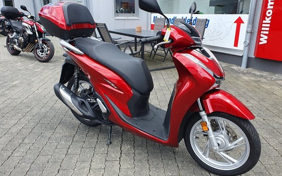 Gebrauchtmotorrad Honda SH125i - Bild 2