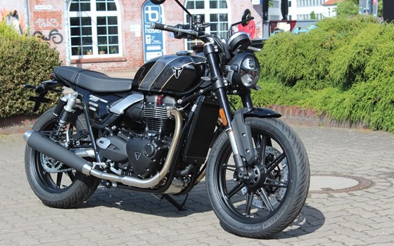 Gebrauchtmotorrad Triumph Speed Twin 900 - Bild 2