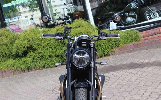 Gebrauchtmotorrad Triumph Speed Twin 900 - Bild 7