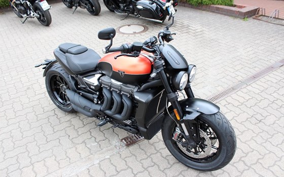 Gebrauchtmotorrad Triumph Rocket 3 Storm R - Bild 14