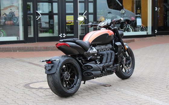 Gebrauchtmotorrad Triumph Rocket 3 Storm R - Bild 3