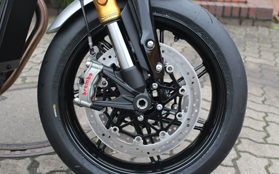 Gebrauchtmotorrad Triumph Speed Twin 1200 RS - Bild 10