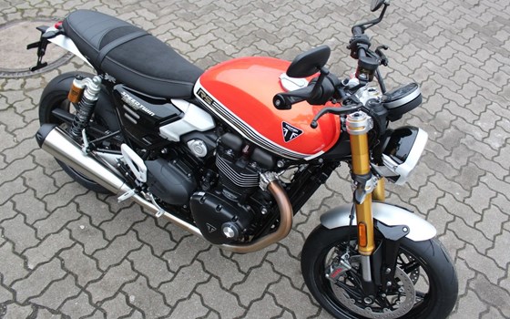 Gebrauchtmotorrad Triumph Speed Twin 1200 RS - Bild 14