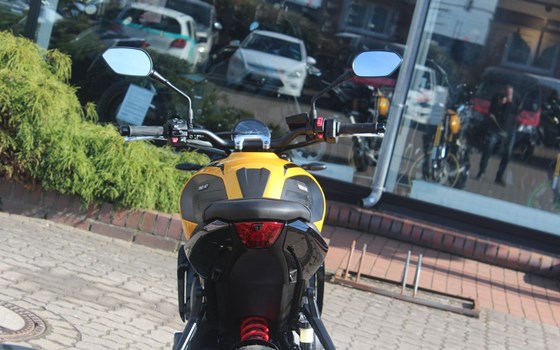 Gebrauchtmotorrad Triumph Trident 660 - Bild 8