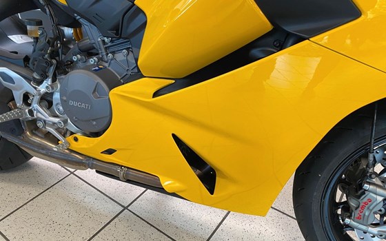 Gebrauchtmotorrad Ducati Panigale V2 S - Bild 11