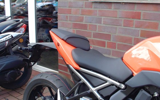 Neufahrzeug Suzuki GSX-8R Daidai-Iro Power Edition - Bild 15