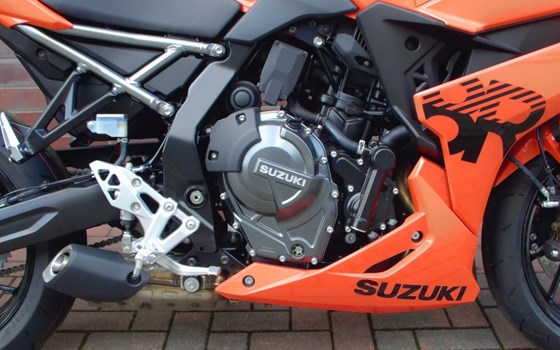 Neufahrzeug Suzuki GSX-8R Daidai-Iro Power Edition - Bild 16