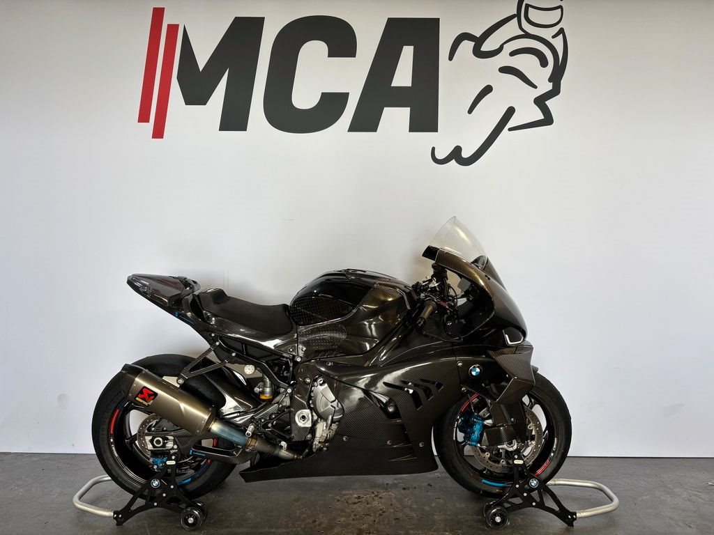 BMW M 1000 RR