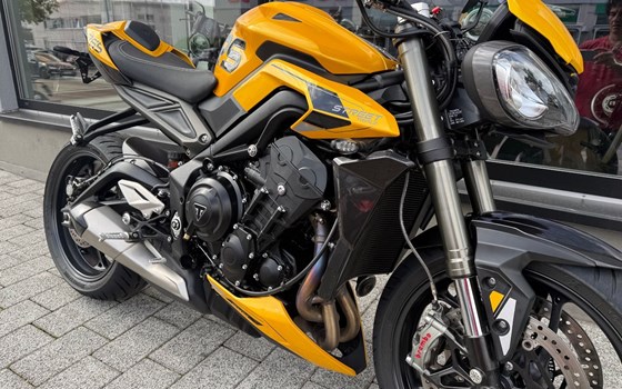 Gebrauchtmotorrad Triumph Street Triple 765 RS - Bild 2