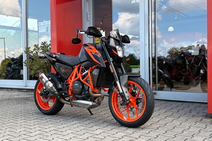 KTM 690 Duke R