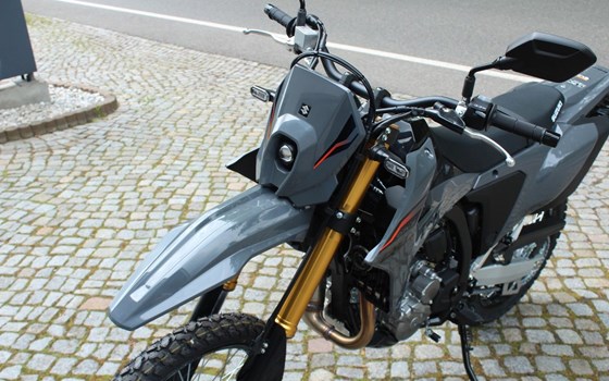 Neufahrzeug Suzuki DR-Z4S - Bild 12
