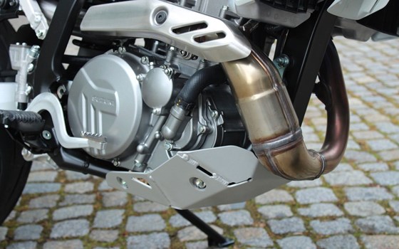 Neufahrzeug Suzuki DR-Z4S - Bild 23