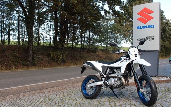 Neufahrzeug Suzuki DR-Z4S - Bild 9
