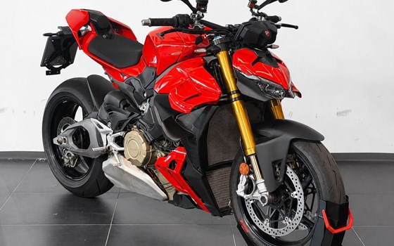 Gebrauchtmotorrad Ducati Streetfighter V4 S - Bild 1