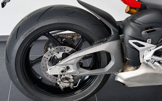 Gebrauchtmotorrad Ducati Streetfighter V4 S - Bild 3