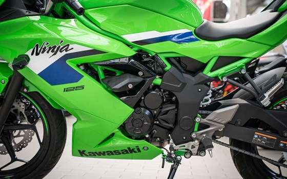 Neufahrzeug Kawasaki Ninja 125 - Bild 3