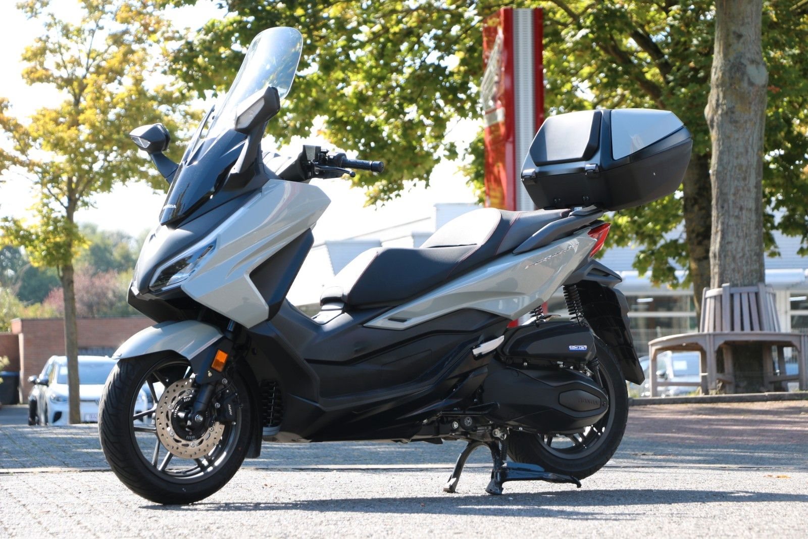Honda Forza 350