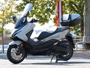 Honda Forza 350