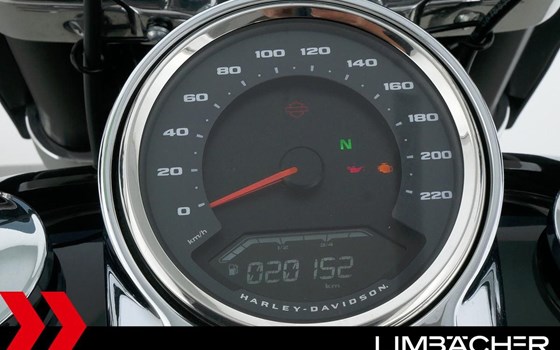 Gebrauchtmotorrad Harley-Davidson Softail Sport Glide FLSB - Bild 12